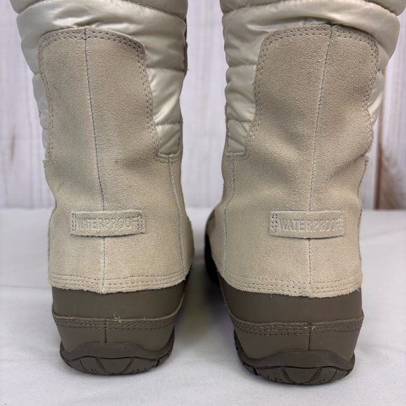 The North Face Nuptse Purna Waterproof Mid-Calf Faux Fur Boots Ivory Size 8.5 - Picture 7 of 16